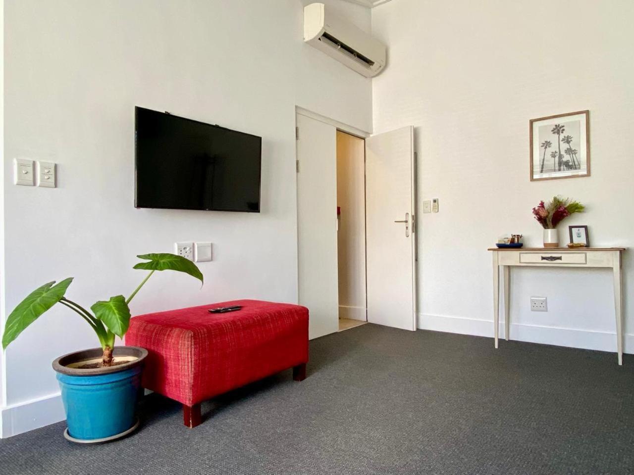 Hermanus Waterfront Apartment 객실 사진
